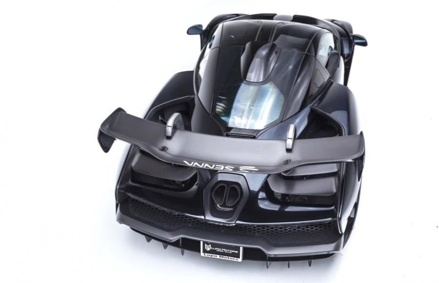  McLaren MSO Senna Bespoke Diamond Black 2019 года  (фото 6 из 37)